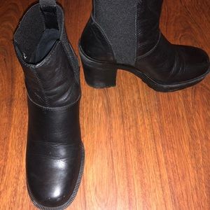 Vegabond Black Leather Chelsea Ankle Boot